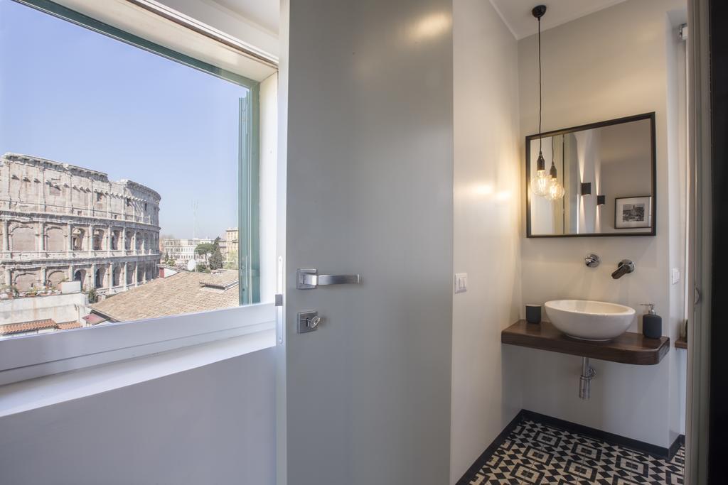 Eve Penthouse Colosseo Рим Екстериор снимка